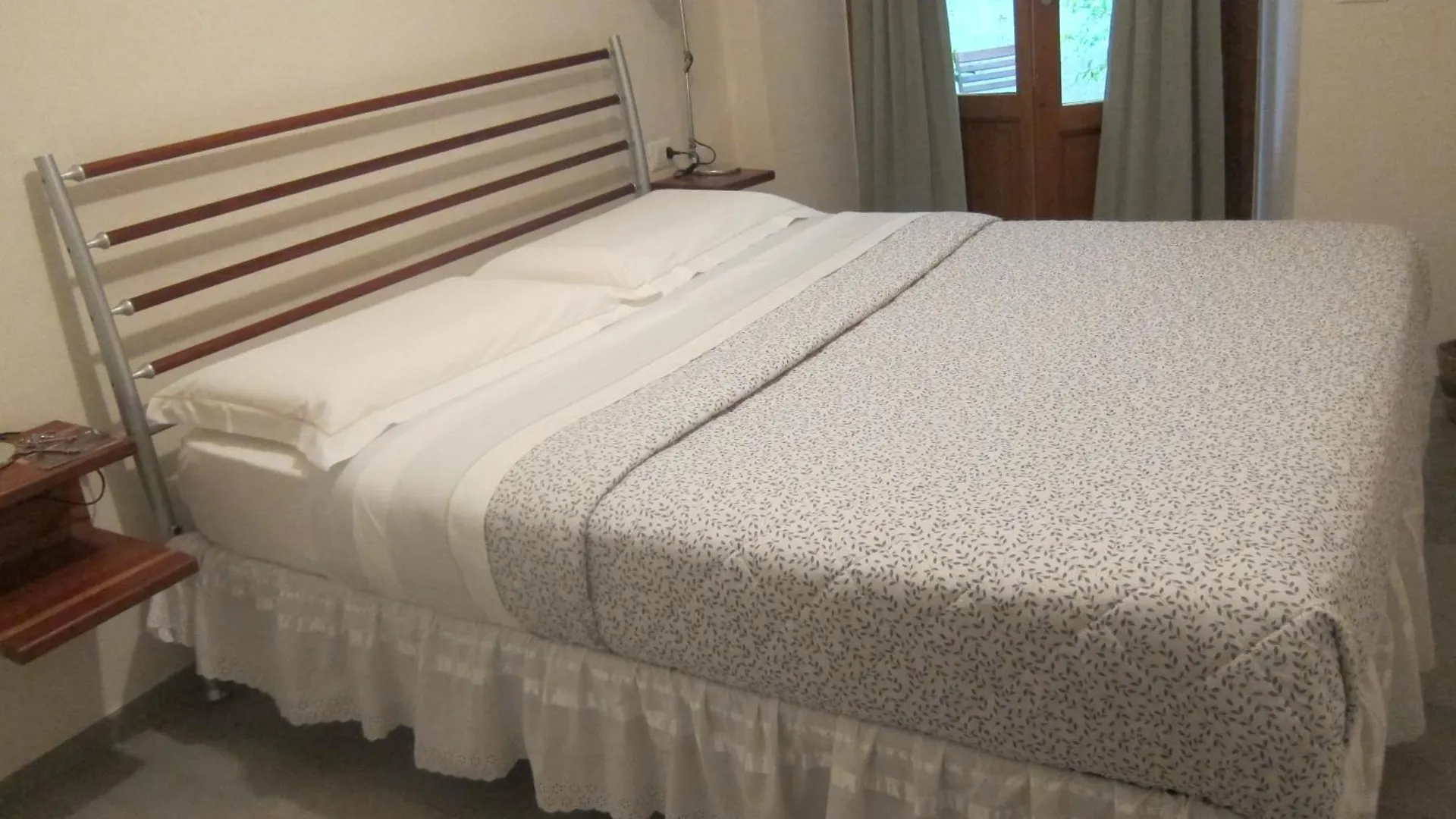Bed & Breakfast Bed and Breakfast a casa di enrico Firenze Italia